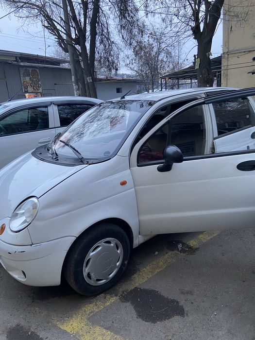 Продаётся Matiz белого цвета 2010