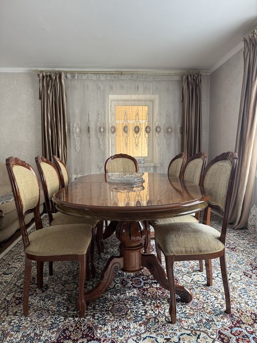 Продам стол со стульями