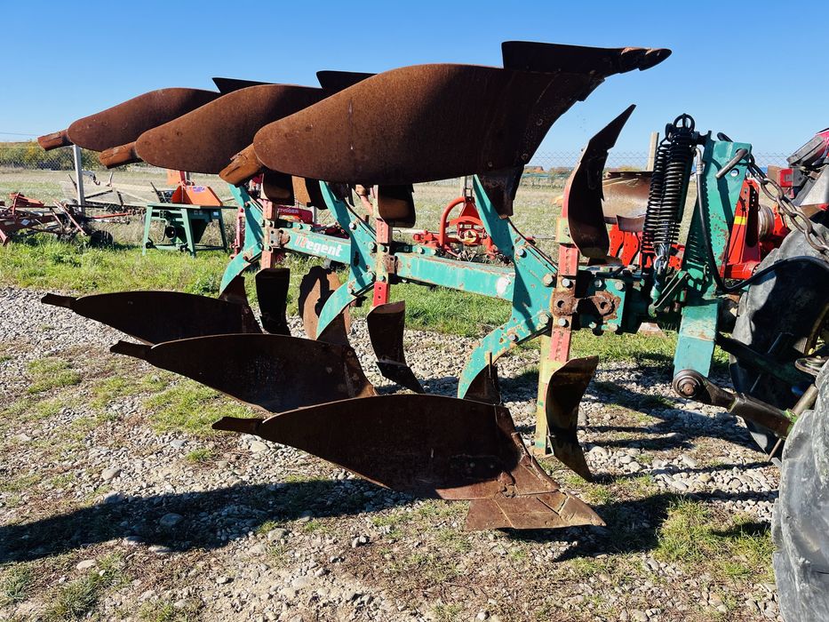 Plug 3 trupite, cormane, brazdare, capuri reversibil hidraulic Regent