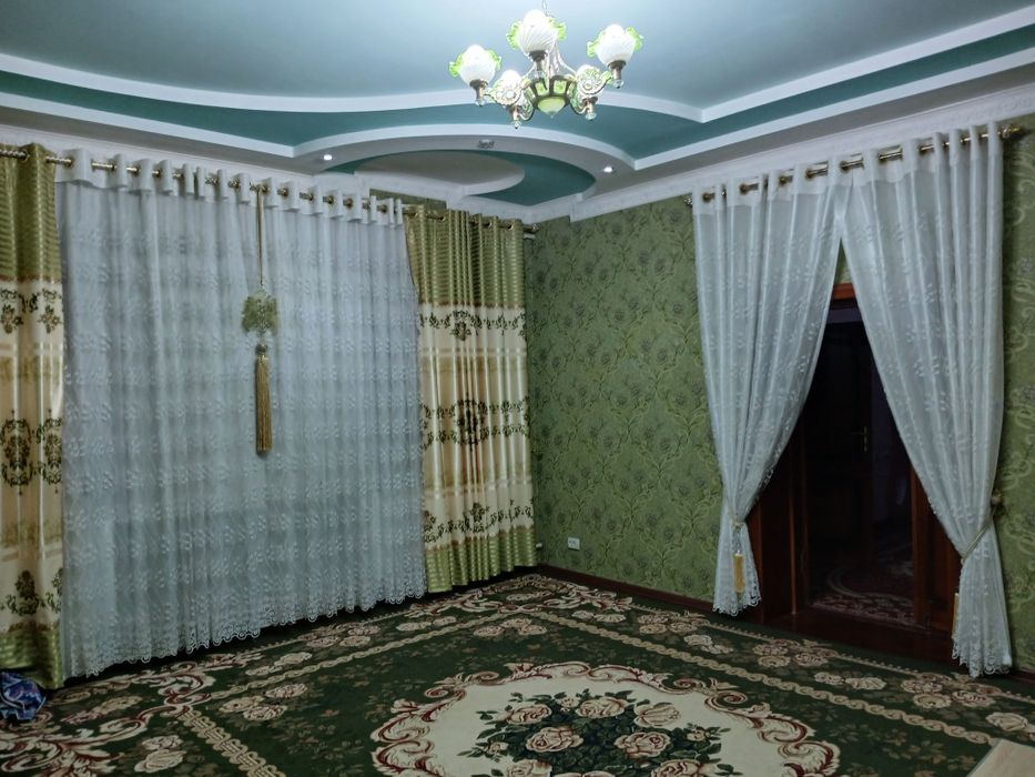 Бустон шахрида хамма кулайликларга эга уй сотилади