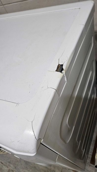 Диван, стиральная машина