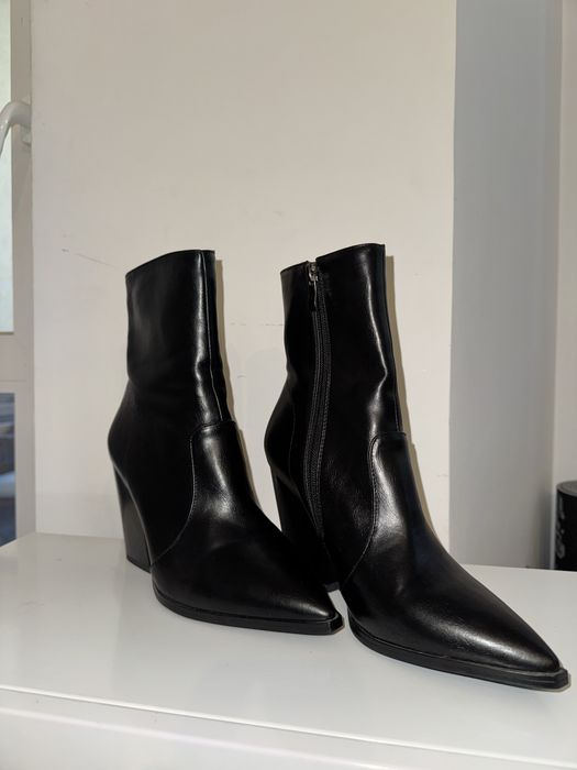 Черни боти с ток NA - KD