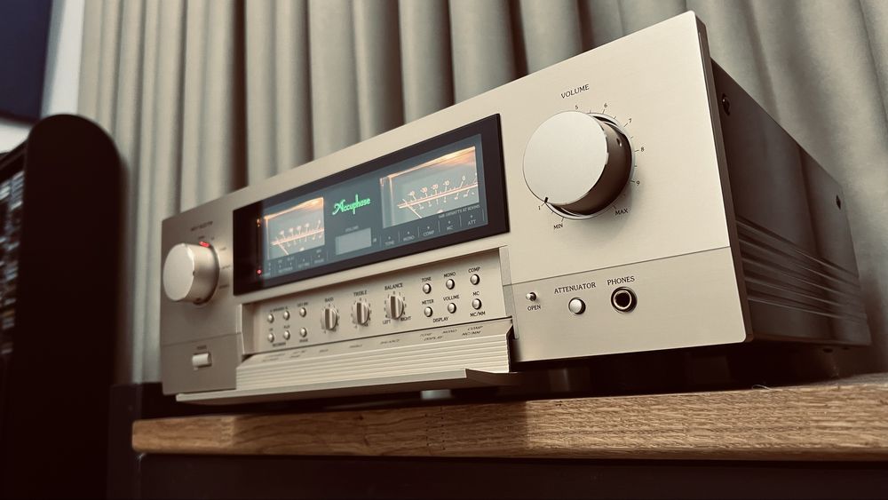 Vand Amplificator Accuphase   E 350