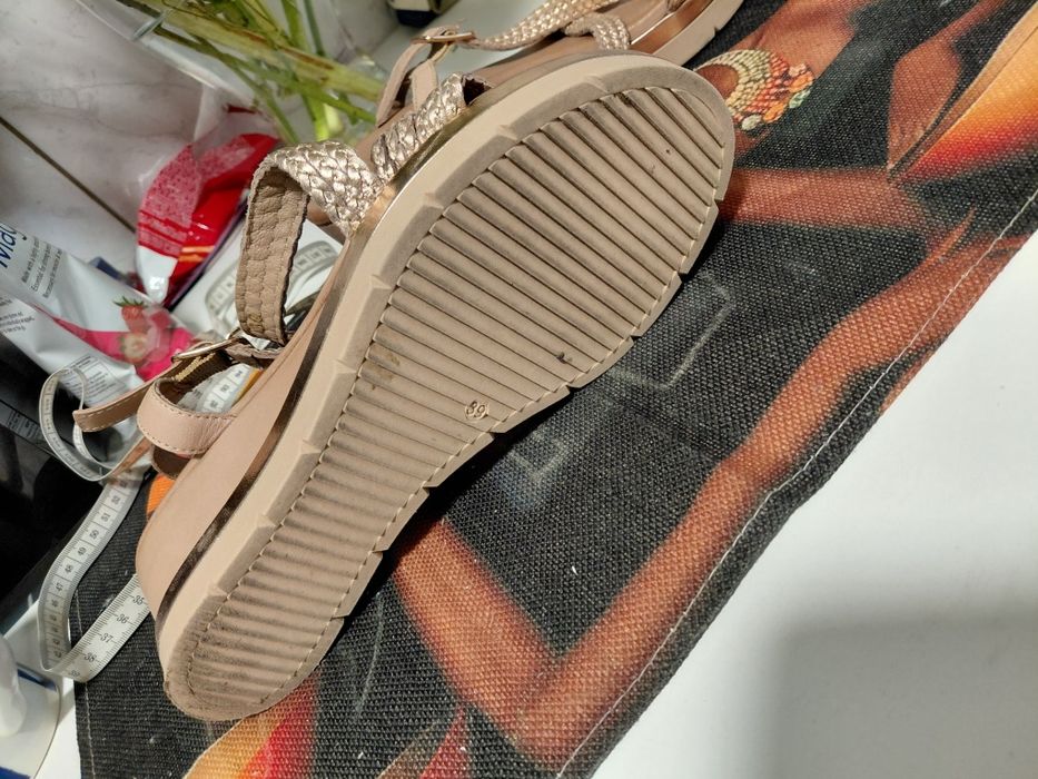 Sandale piele,  aurii ,elegante, mas 39,INUOVO