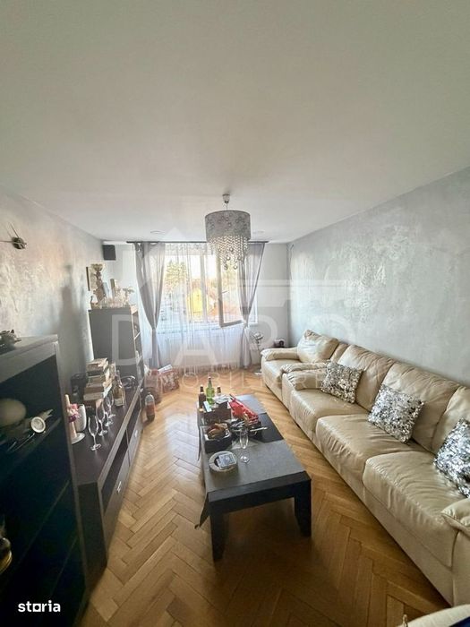 Inchiriez apartament cu 3 camere Poli2