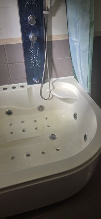 Jacuzzi 2 persoane