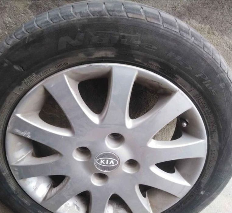 Гуми и джанти за Киа