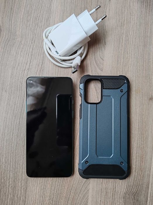 One plus 8t 8/256 gb