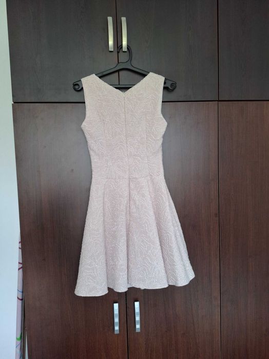 Официална розова рокля