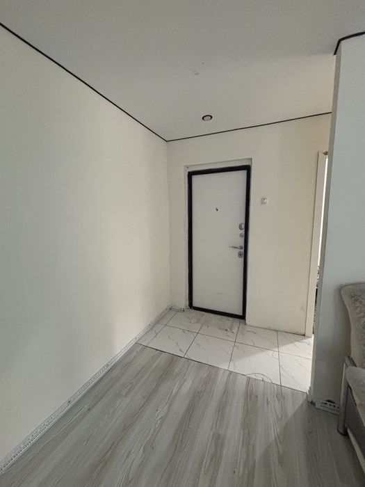 Сдам -1-2 комн кв суточно .