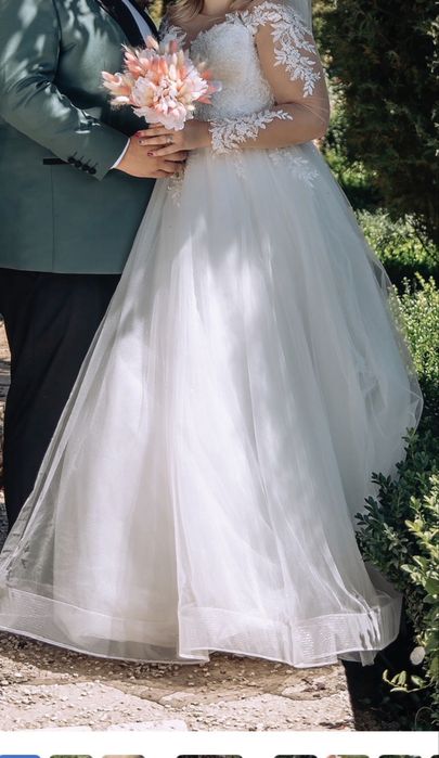 Rochie mireasa alba