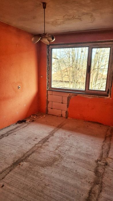 Апартамент в Троян - център ул. Любен Каравелов