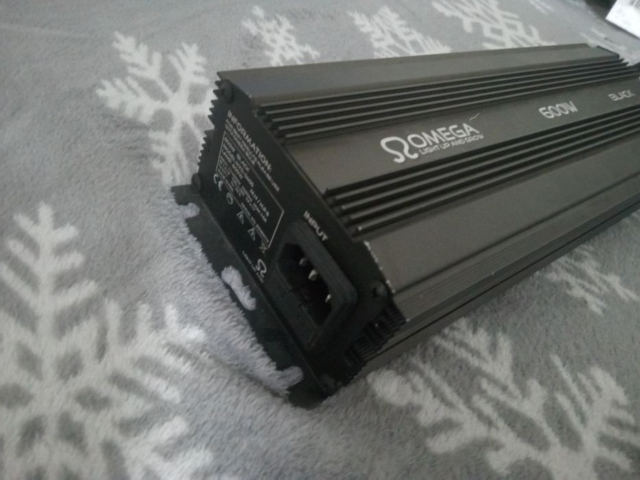 Дигитален баласт за HID лампи