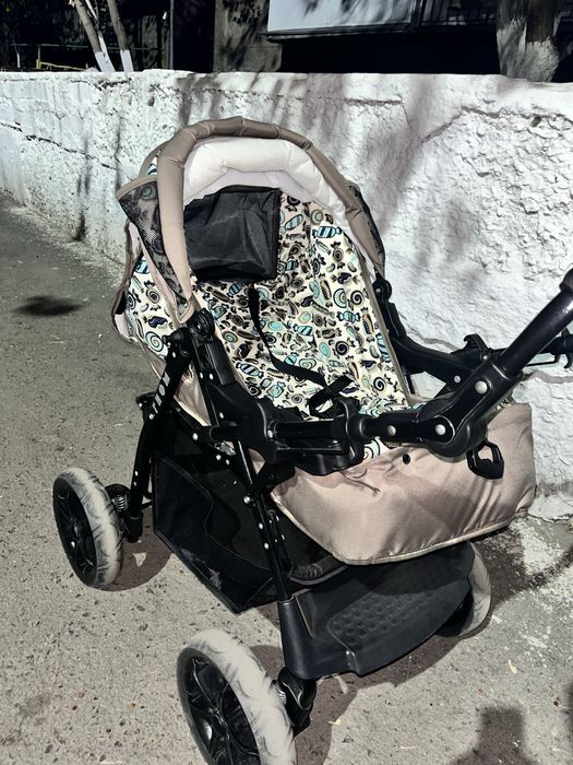 Продам зимнюю коляску