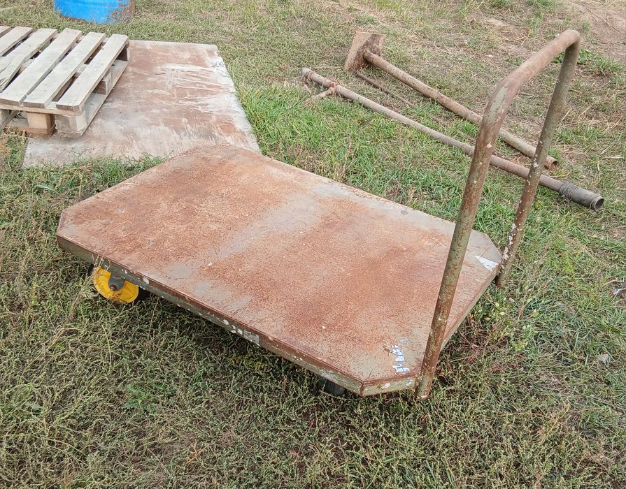 Продам  тележку.