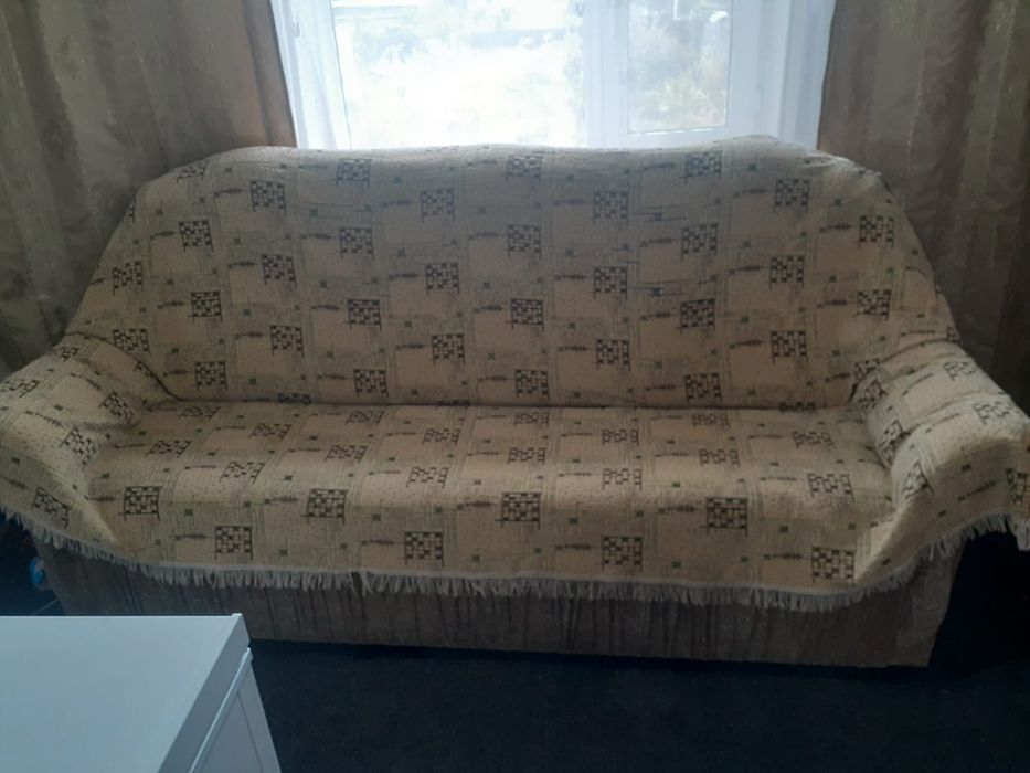 Продам диван и 2 кресла