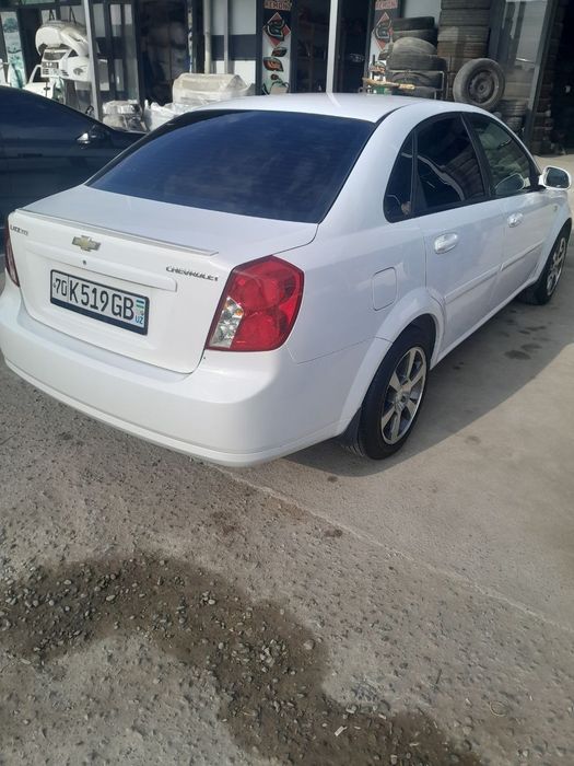 Lasetti 2012 sotiladi