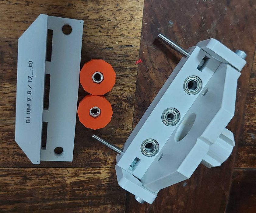 Sablon mobila demontabili blum 25mm v.8 plus cepi versiune 32mm