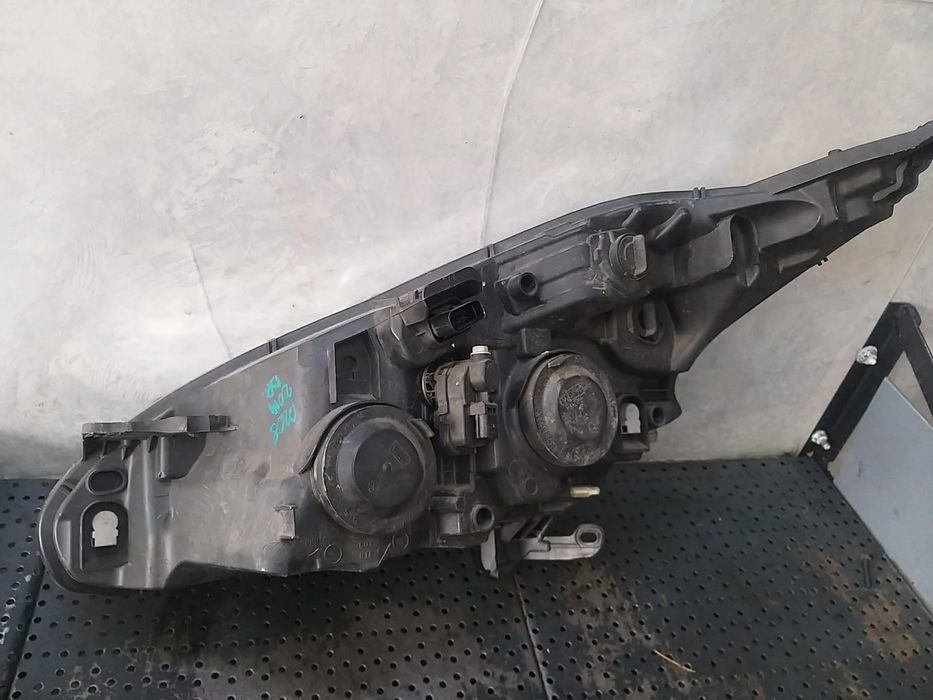 Far dreapta peugeot 208 ca cc 9802221280 89905648