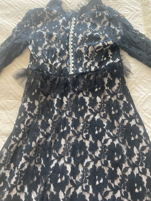 Платья 1000 тенге только один раз одели !!