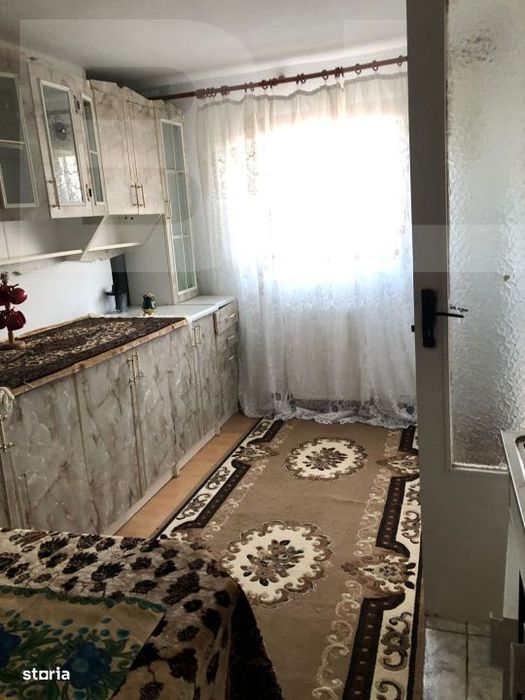 Casa la poalele Cetatii– 6 camere, panoramica, ideala locuinta sau