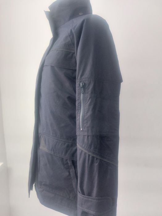 Продам мужскую куртку 10000