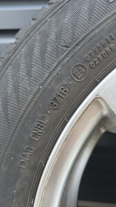 Гуми 185/65R15 с алуминиеви джанти 4x100