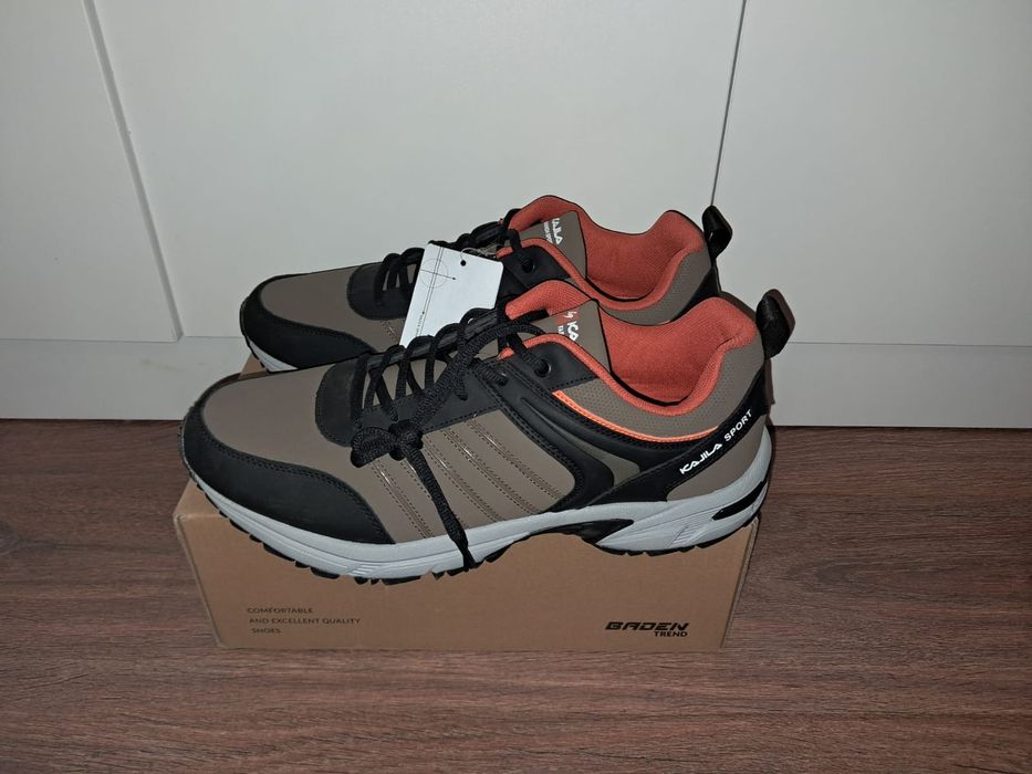 Кроссовки новые Kajila, Nike