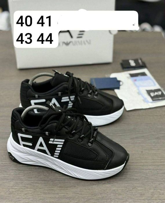 Adidași de bărbați