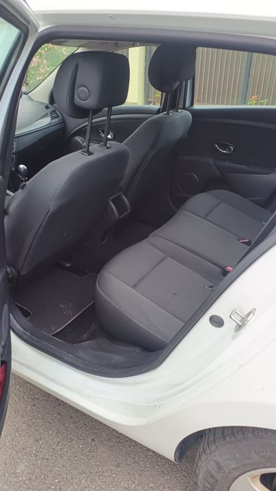 RENAULT Megane 2011 — imagine 4