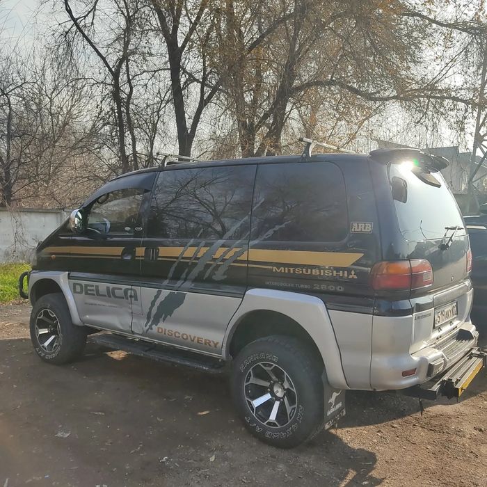 Продам Митсубиси делику булку