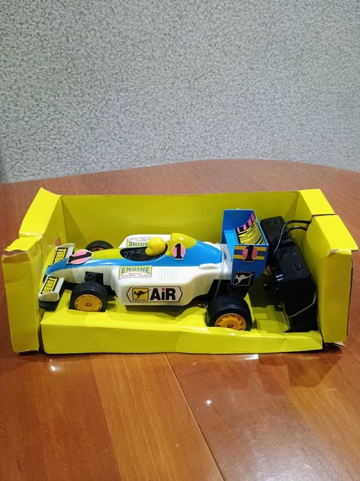 Количка с дистанционно у-е