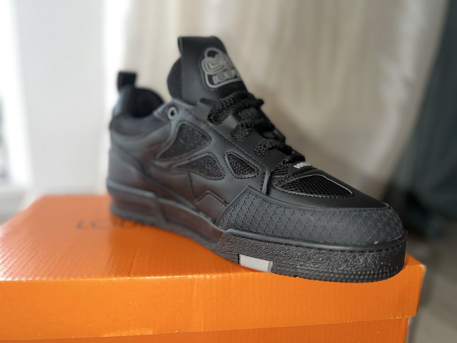 LV Skate *Orice Marime*