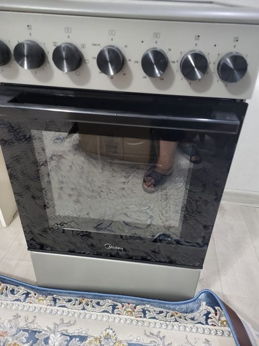 Продам электроплиту