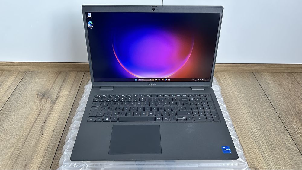 Лаптоп Dell Latitude 3520 FHD 15.6” Intel i5-1135G7 8GB RAM 256GB SSD