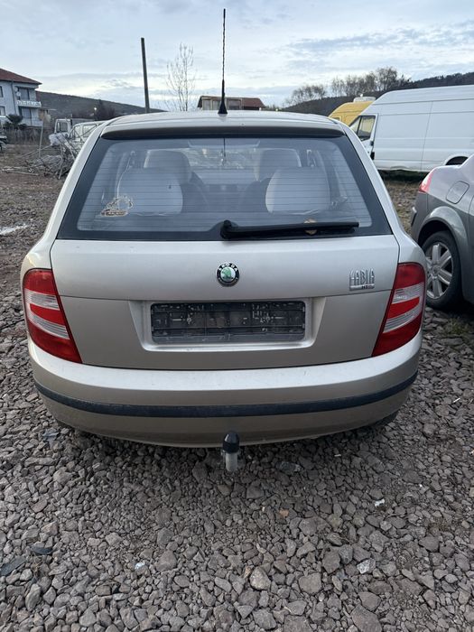 Шкода Фабия 1.2 64 кс 2006г  на части