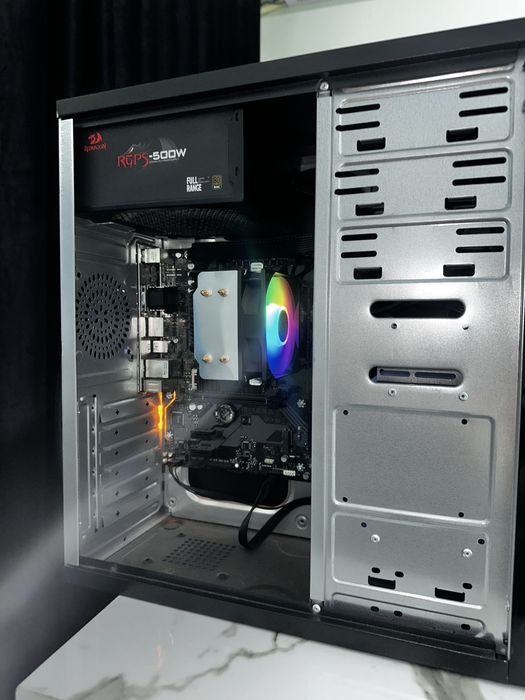 Трейдинг учун махсус компютерлар 5 дона. Ками юқ