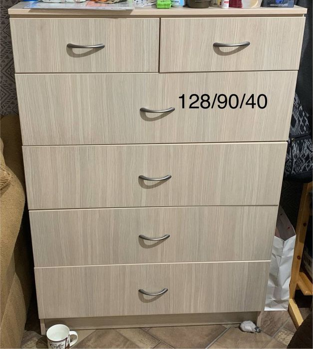 Продаю спальный гарнитур