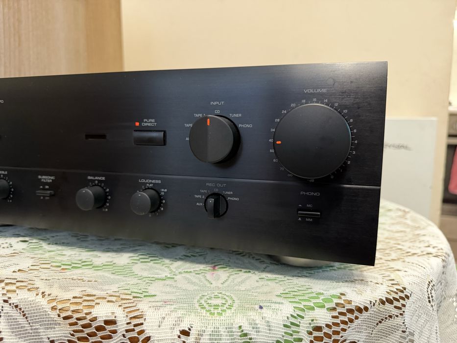 Yamaha AX-570 Стерео усилвател