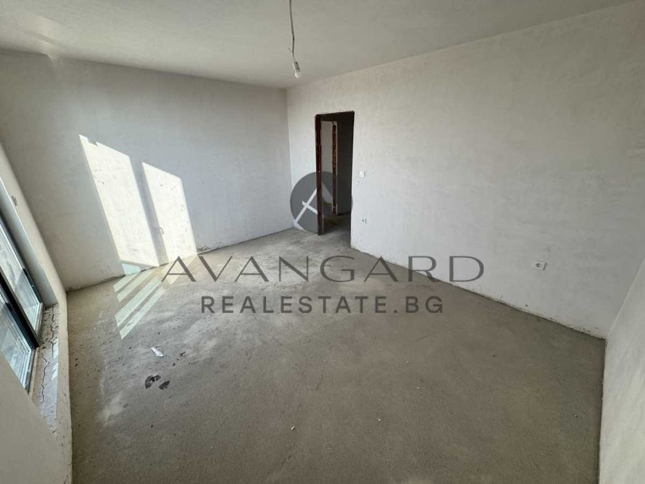 Продава се Тристаен апартамент в Пловдив, Кършияка - 144 кв.м за 779 €/кв.м - Снимка #2