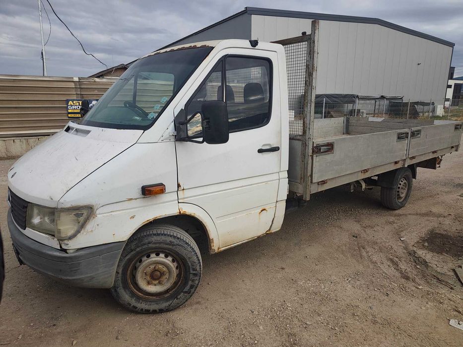 Mercedes-Benz Sprinter 308 - 82к.с - 1996г. на части