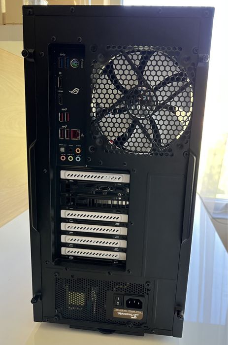 Настолен компютър ROG; RTX 2080; i7