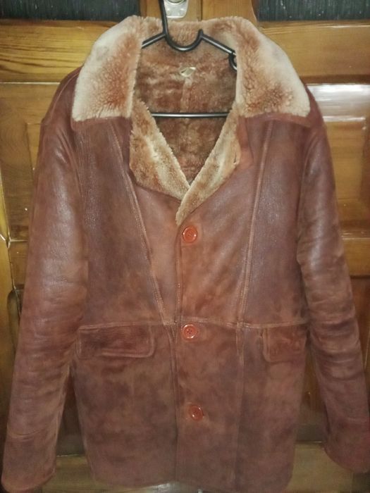 Продам дубленку в хорошем состояний.