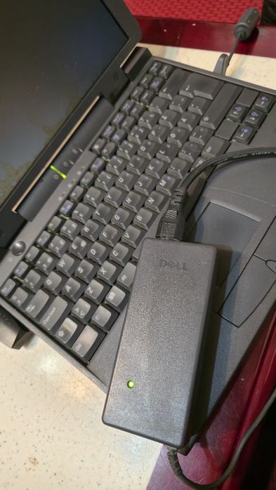 REAL VINTAGE ! Laptop DELL Latitude CPi Pentrium II