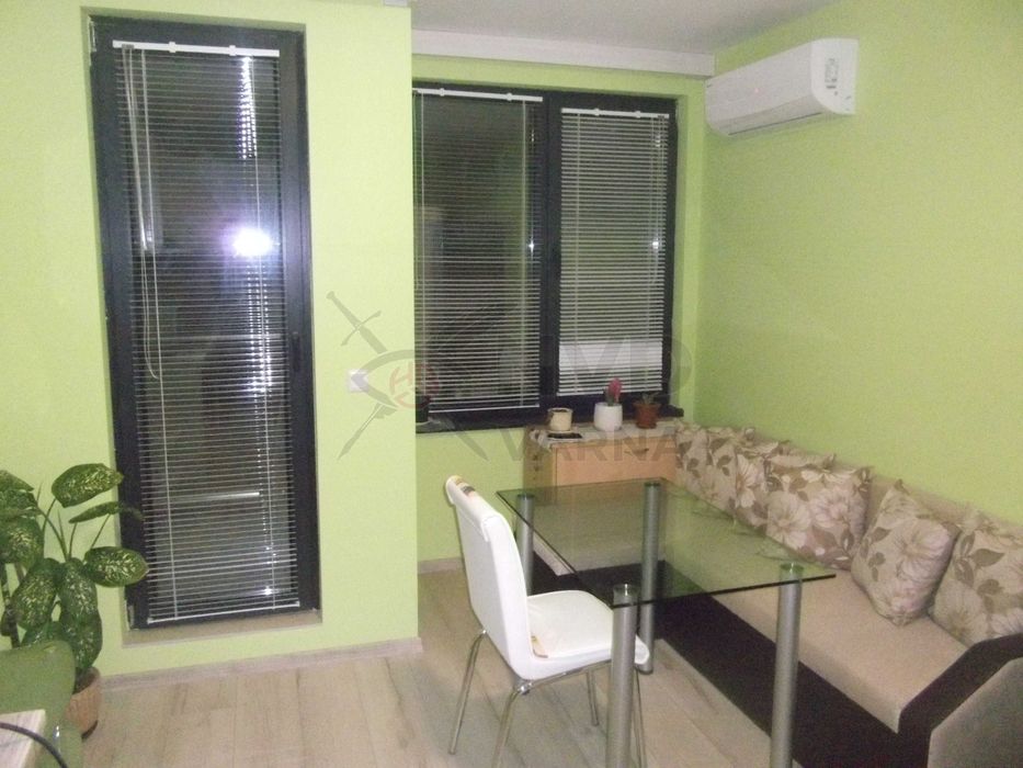 Дава се под наем двустаен апартамент  в Лятно кино Тракия! 2617312