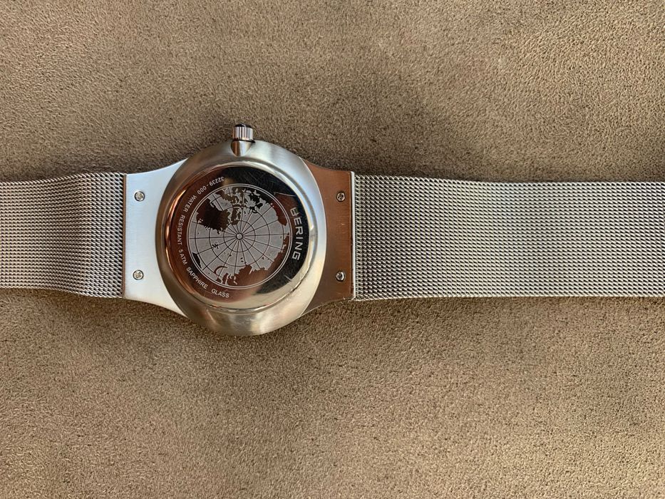 Bering 32239-000 мъжки часовник