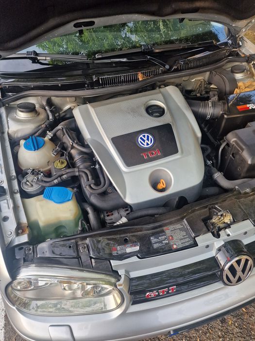 VOLKSWAGEN Golf 2003 — imagine 4
