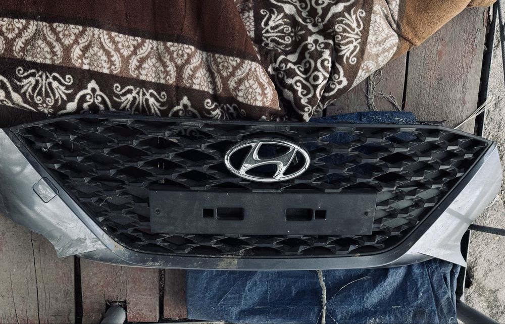решетка Hyundai accent