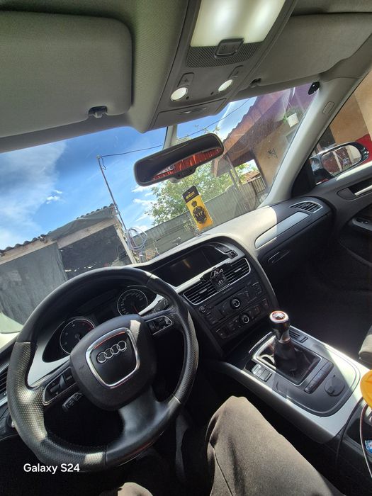 Vand Audi A4 B8 2010