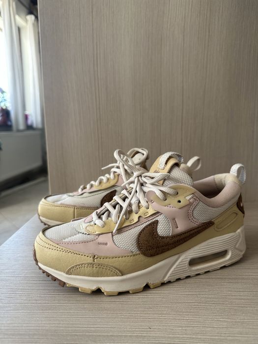 Дамски обувки- Nike